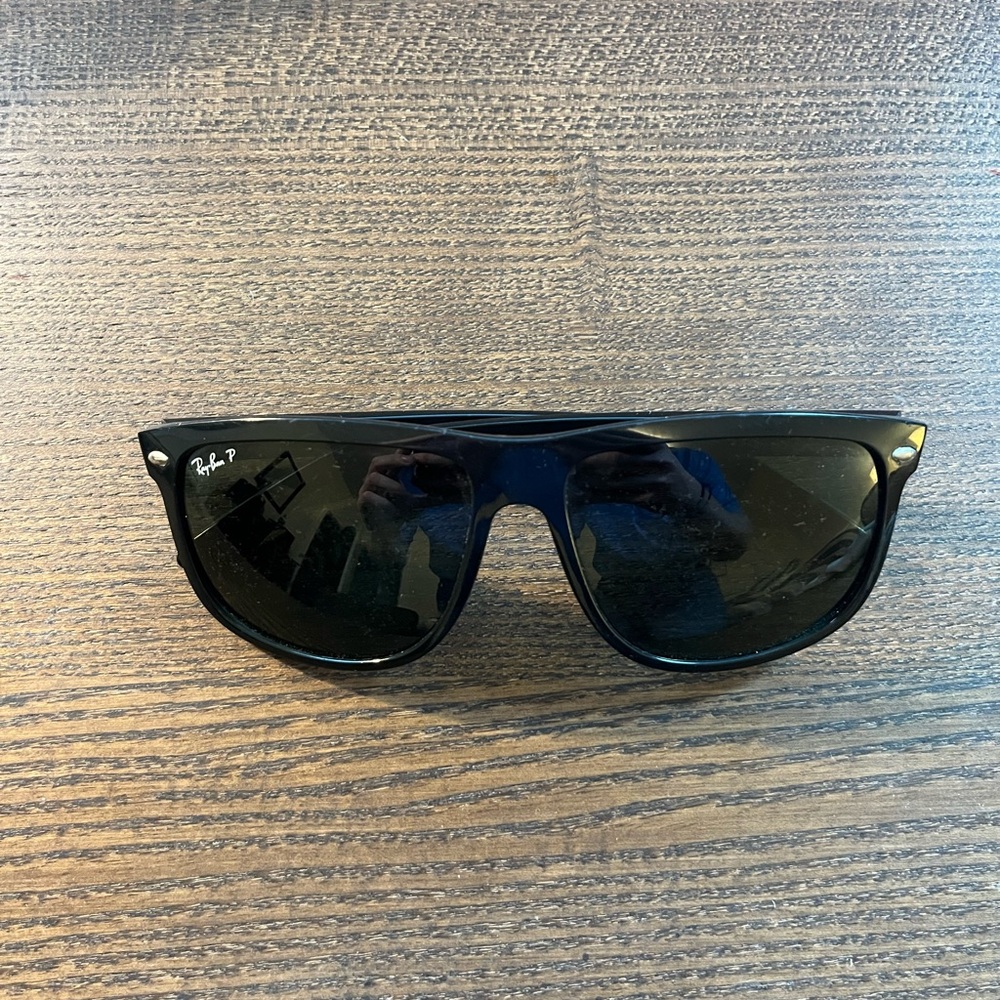 Ray-Ban RB4147 Polarized Sunglasses
